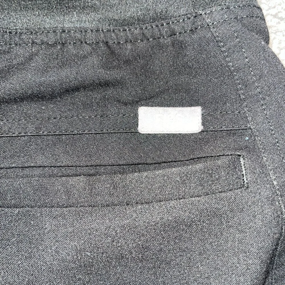 FIGS Technical Limited Edition Slim Axim Cargo Scrub Pants Black Men's XS Tall